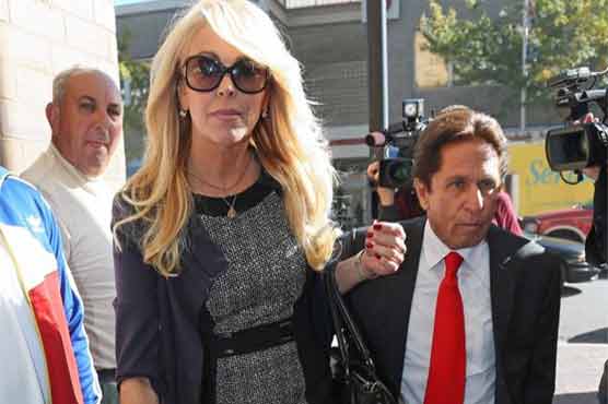 Drunken driving case: Lohan's mom pleads not guilty