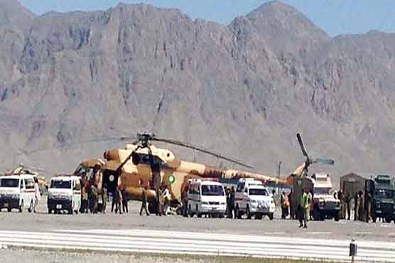 Military rushes to the scene of quake 