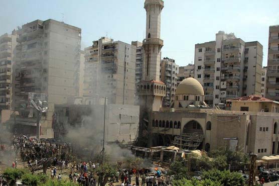 Twin explosions in Yemeni capital wound 20