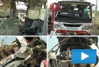 Blast in govt employees bus kills 19 in Peshawar