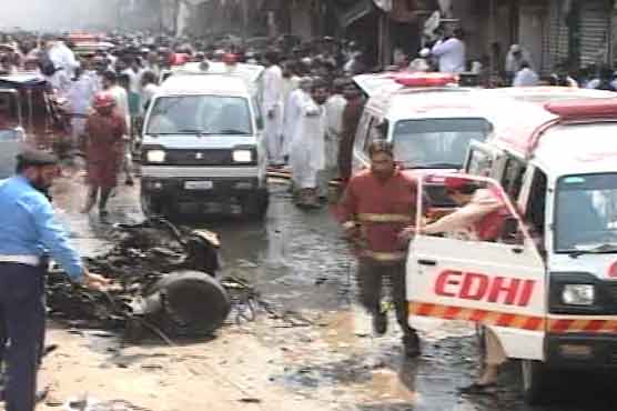 37 killed in car bomb blast in Peshawar 