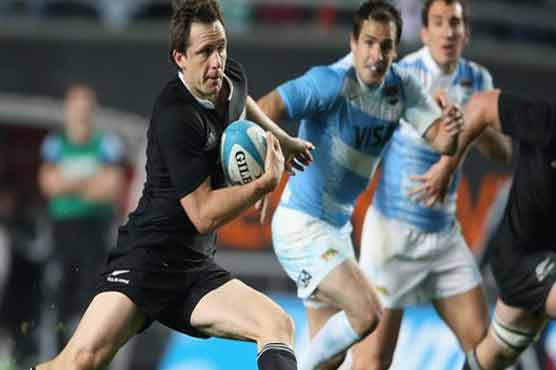 New Zealand closes in on Rugby trophy 