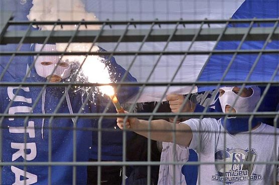 200 fans clash before PSG-Chelsea match