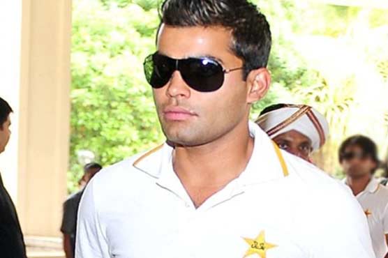 Umar Akmal argues with Qaddafi Stadium's security guard over car parking 