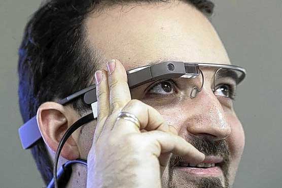 Google to sell Glass to public next week