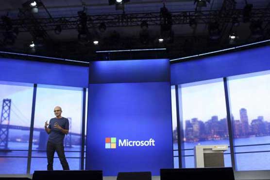 Microsoft, Apple diverge on bankrolling big patent buyer
