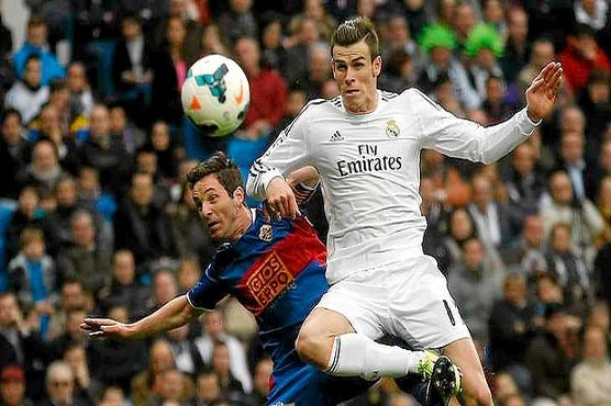 Barcelona lose, Madrid win to move 2nd