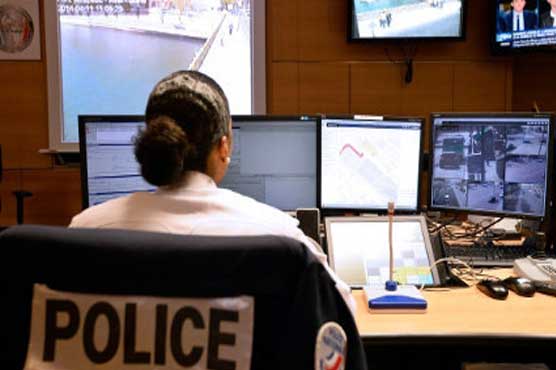 Police across Europe hunt for missing French girl 