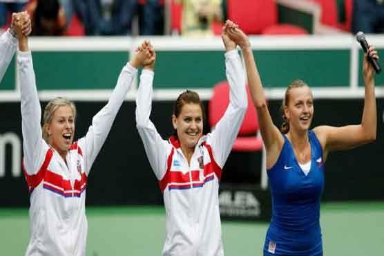 Tennis: Germany, Czech Republic into Fed Cup final