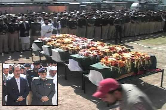 Funeral prayer of 5 martyred cops offered in Peshawar