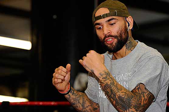 Boxing: Ex-champ Collazo turns 33, calls out Amir Khan