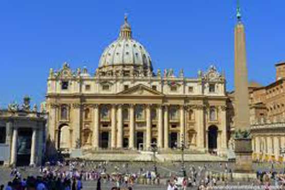 Pilgrims flock to Rome for double papal sainthood fete 