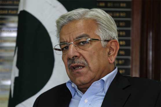 Asif meets Khurshid, lauds opposition's role for continuation of democracy