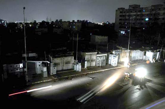 Line trips: 90 percent Karachi in dark