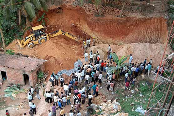 India landslide rescuers press on as toll hits 73