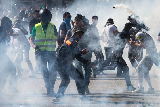 Paris police fire tear gas as Gaza protesters defy rally ban