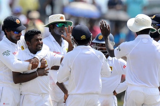 Pakistan holds slim lead over Sri Lanka