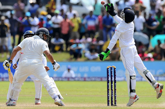 Pakistan dismissed for 180, Sri Lanka eyes victory