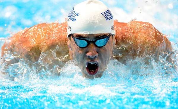 Swimming: Lochte edges Phelps in encouraging 200m medley duel