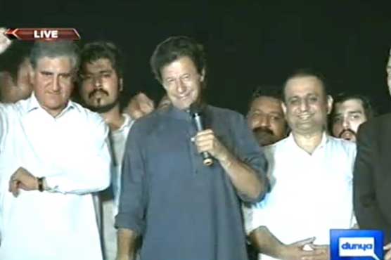 Containers, police can't stop us, army is with people: Imran Khan
