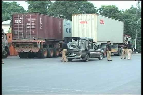 Lahore: Containers brought to seal Model Town again