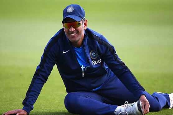 Dhoni has no problems with day off
