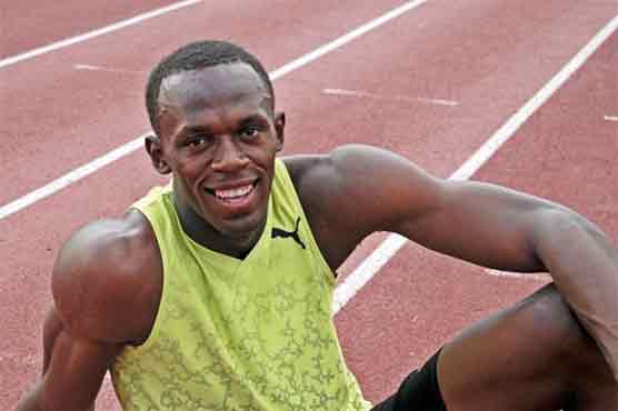 Athletics: Sponsors persuade Bolt to run until 2017