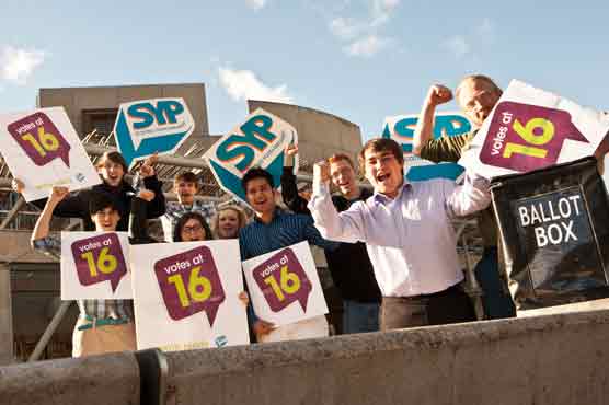 Scotland's selfie generation cool on independence