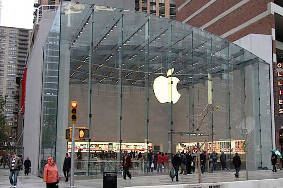 Apple's freshly sliced shares climb