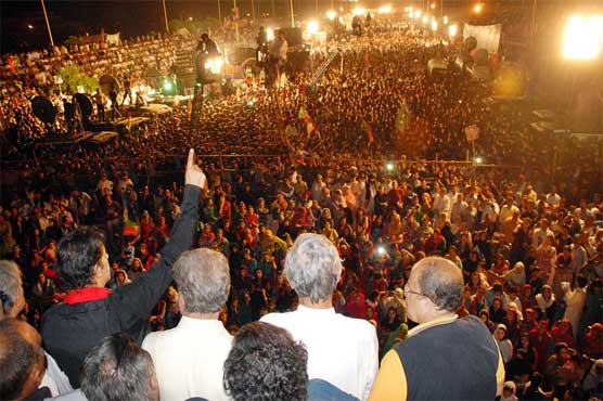 PM must resign, Imran Khan presents 6 demands for negotiations