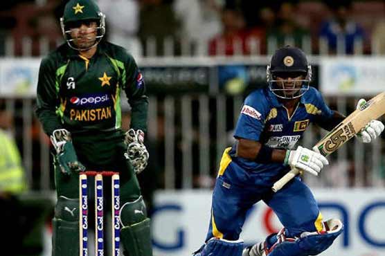 Mathews, Jayawardene lift Sri Lanka to 275-7