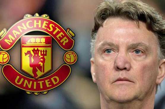 Football: Van Gaal's wait for league win goes on