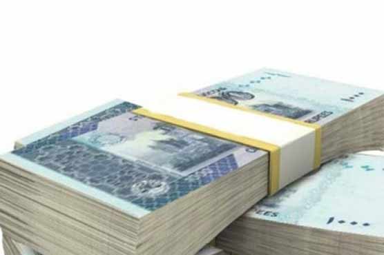Rupee slides against dollar amid political crisis