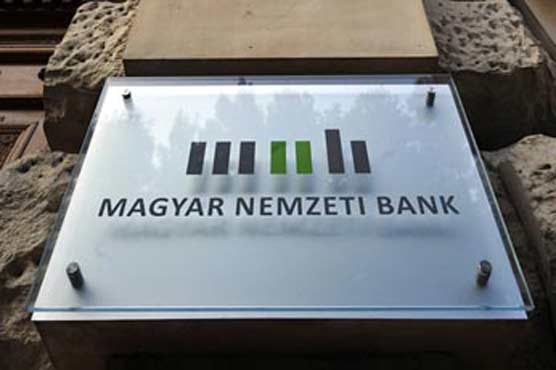 Hungary keeps base interest rate at record low