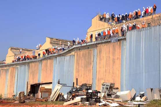 Brazilian prison riot that left 5 dead ends