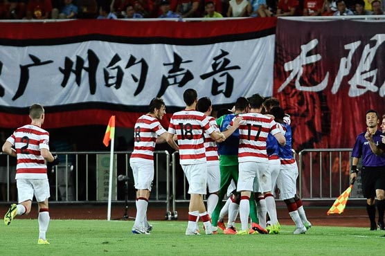 Football: Wanderers 'targeted by lasers, crashes' in China