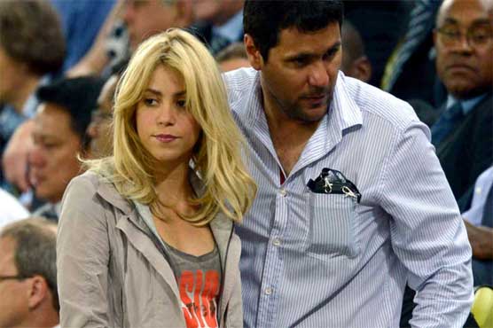 Shakira wants press to leave son alone
