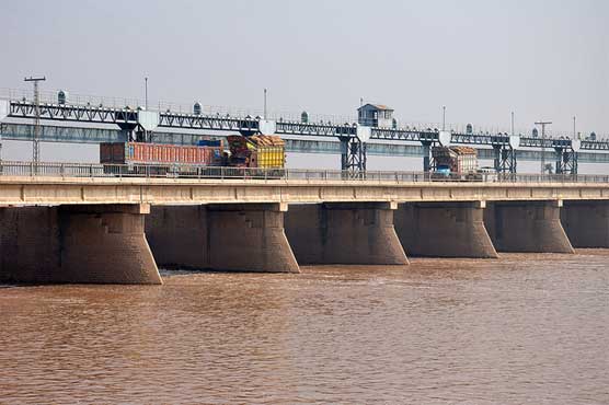ADB to give Pakistan $15 crores to mend Panjnad Barrages