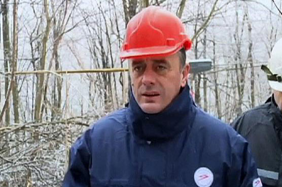 Falling icicle hits Serbian minister