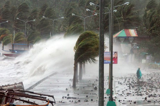 Philippines typhoon sparks calls for climate action