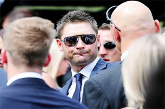 Test cricket back on after Phillip Hughes' death