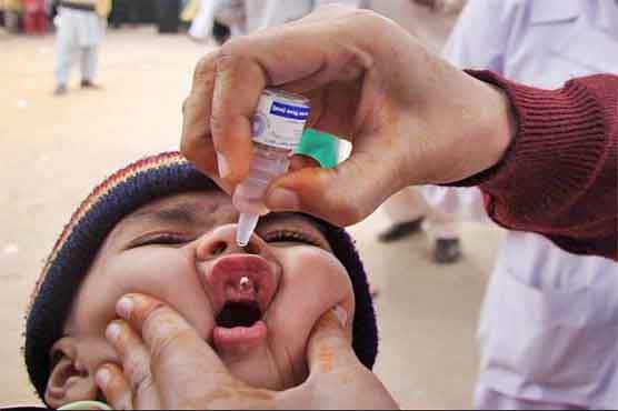 Polio drive continues for third day in 185 UCs of Multan