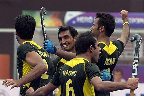 Hockey Champions Trophy: Pakistan beat Netherlands 4-2 to reach semis