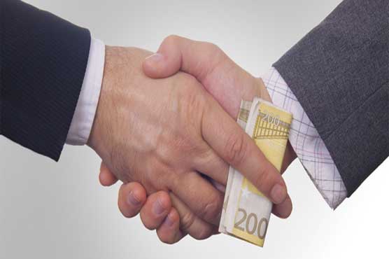 Italy eyes new anti-corruption rules amid scandal