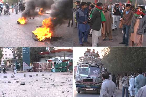 Plan C in motion, PTI supporters block major arteries in Karachi