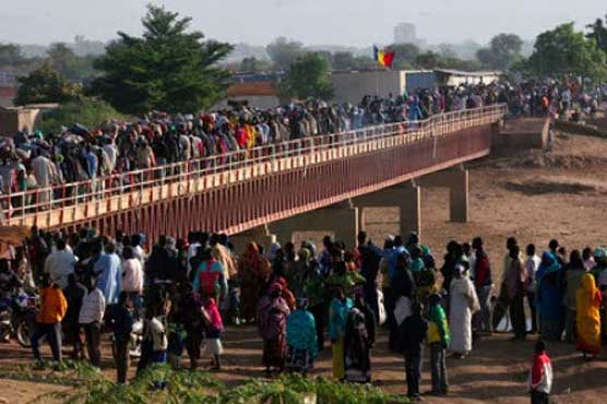 Nigeria's Boko Haram refugees: fleeing in their thousands