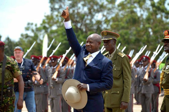 Ugandan president calls for mass Africa pullout of ICC court