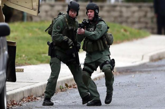 6 dead, suspect on loose in suburban Philadelphia