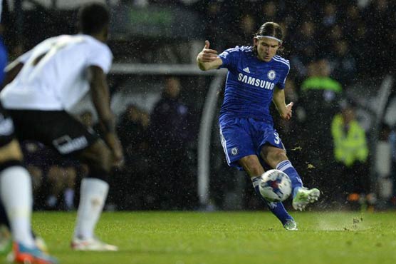Chelsea reach League Cup semis, Saints crash 