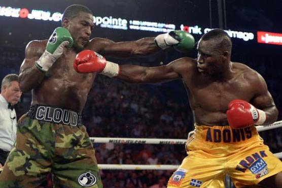 Boxing: Stevenson puts title on line against Sukhotsky